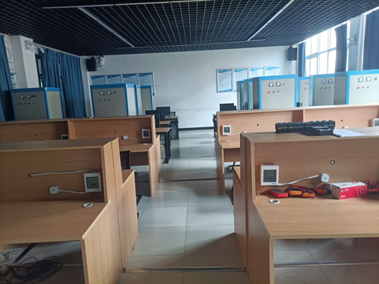 C:\Users\Administrator\Desktop\2020-2021-2\系部资料\系部教师介绍\实训基地\新建文件夹 (2)\新建文件夹 (2)\410.png C:\Users\Administrator\Desktop\2020-2021-2\系部资料\系部教师介绍\实训基地\新建文件夹 (2)\新建文件夹 (2)\410.png